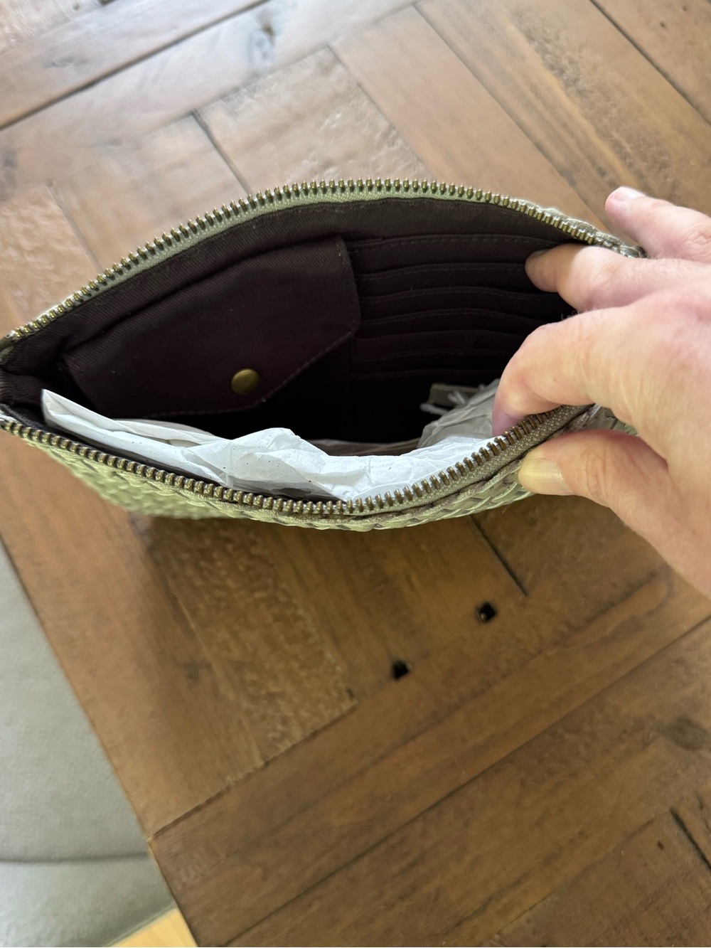 Madewell The Leather Clutch Purse Woven Edition - Ashen Sage - Picture 5 of 6